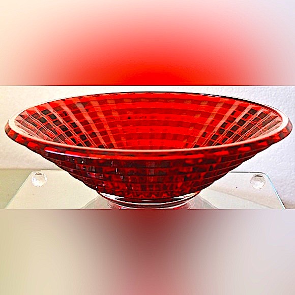 GODINGER FOR SHANNON CRYSTAL CENTURY CRYSTAL CENTERPIECE BOWL RUBY RED 13 1/2 IN - Picture 3 of 7